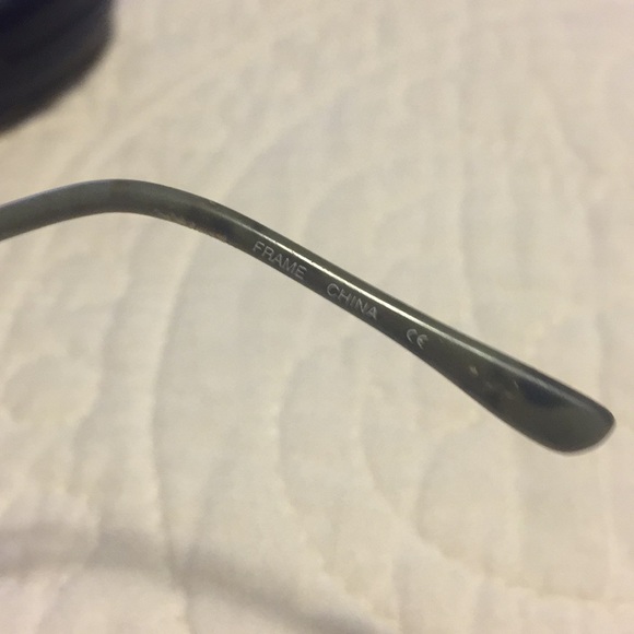 Men’s Flexon eyeglasses by Marchon - Picture 5 of 7